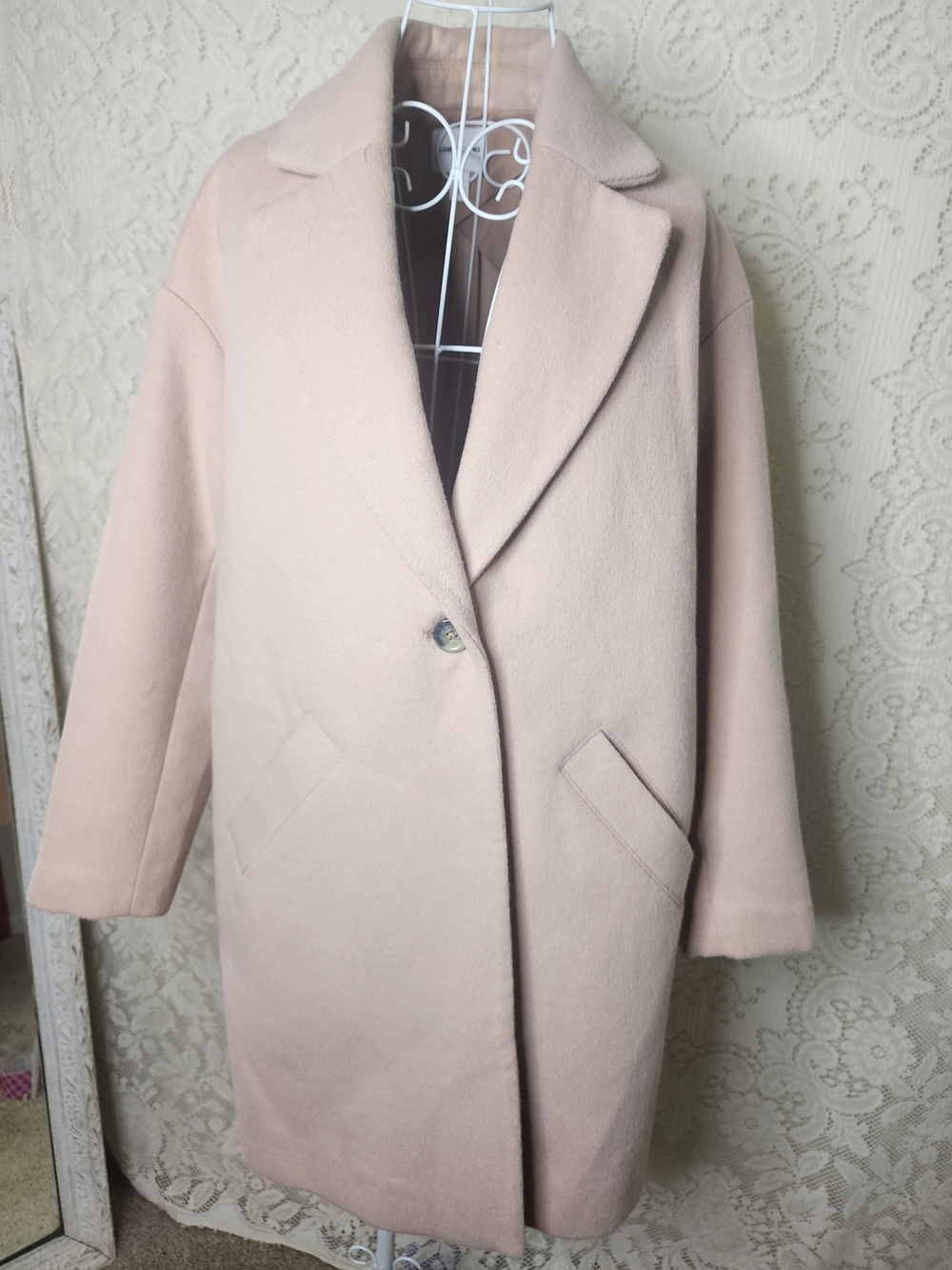 Women’s Oversized Beige Wool-Blend Pea Coat